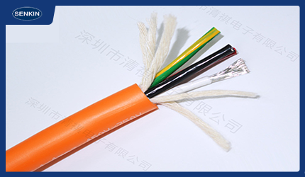 怎么选高柔性拖链电缆图示